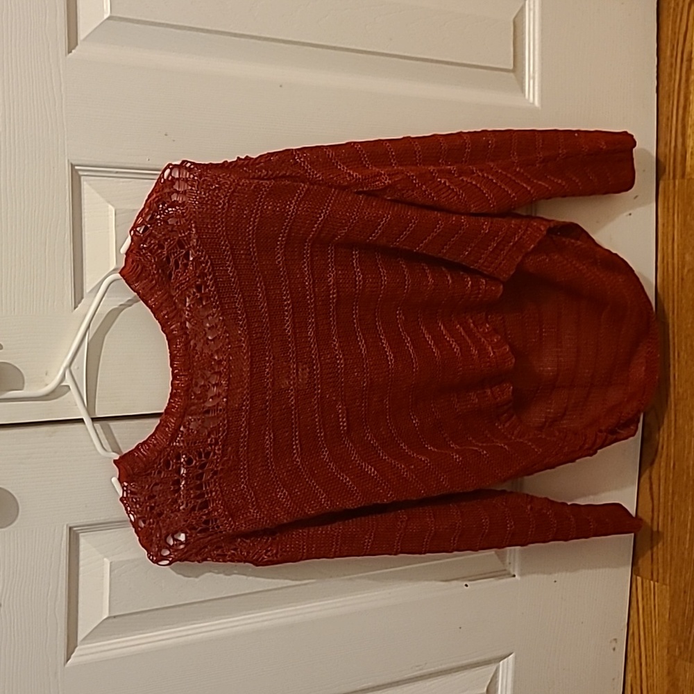 Red sweater size:L